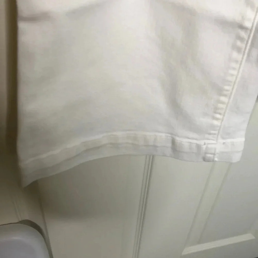 EDDIE BAUER Curvy Denim Trousers - Picture 6 of 11